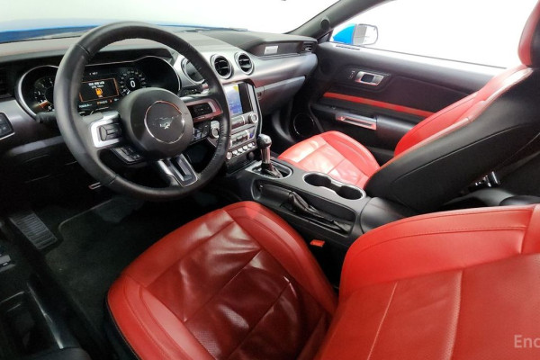 2022 Ford Mustang с пробегом 70 938 км