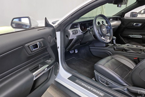 2023 Ford Mustang с пробегом 53 357 км