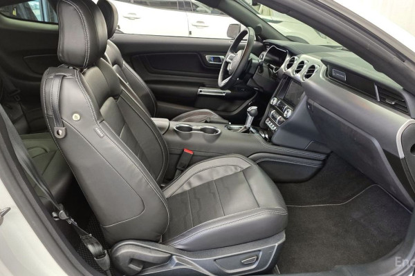 2023 Ford Mustang с пробегом 53 357 км