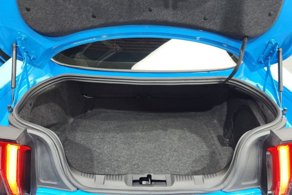 2022 Ford Mustang с пробегом 70 938 км