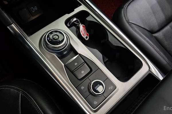 2023 Ford Explorer с пробегом 45 939 км