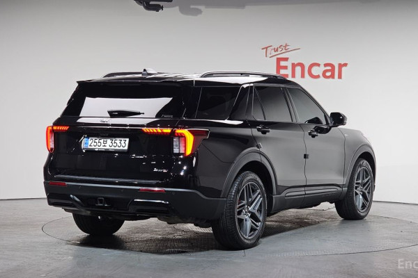 2024 Ford Explorer с пробегом 44 558 км