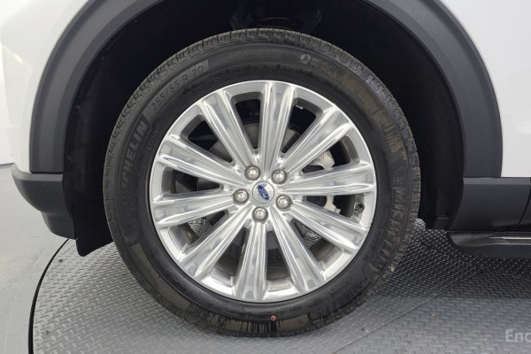 2023 Ford Explorer с пробегом 9 840 км