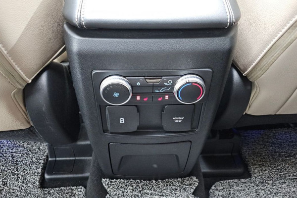 2022 Ford Explorer с пробегом 17 092 км