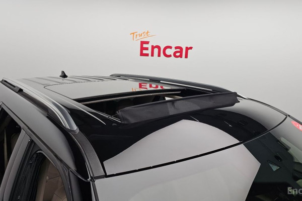 2022 Ford Explorer с пробегом 17 092 км