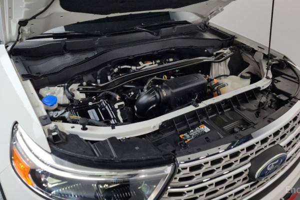 2023 Ford Explorer с пробегом 20 553 км