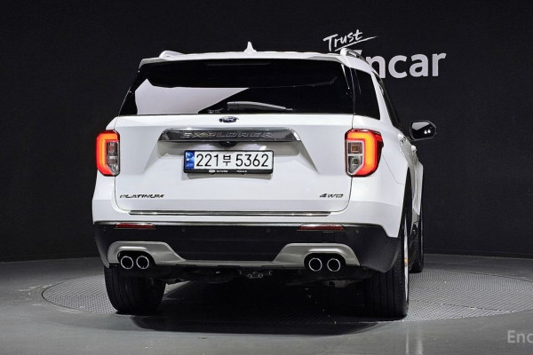 2022 Ford Explorer с пробегом 56 643 км