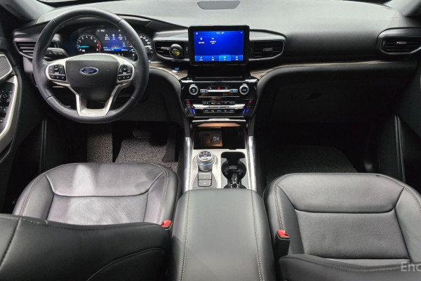 2023 Ford Explorer с пробегом 37 748 км