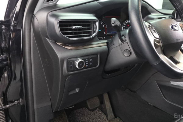 2022 Ford Explorer с пробегом 96 943 км