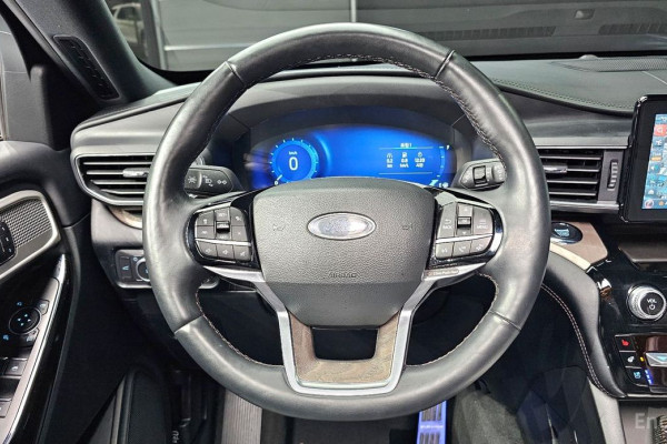 2022 Ford Explorer с пробегом 56 643 км