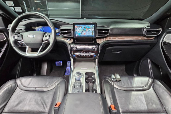 2022 Ford Explorer с пробегом 56 643 км