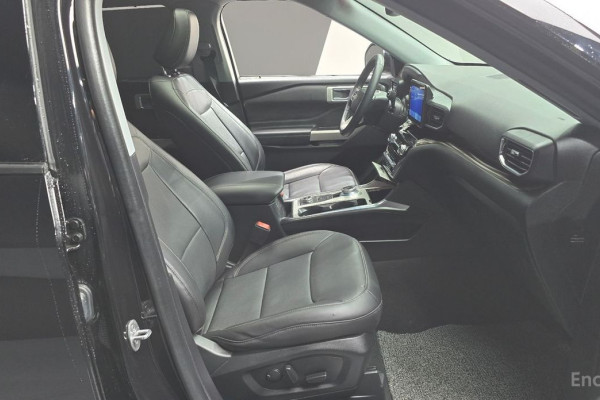 2023 Ford Explorer с пробегом 37 748 км