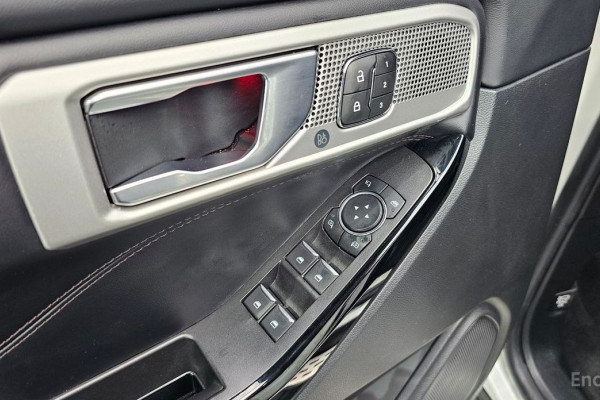 2022 Ford Explorer с пробегом 56 643 км