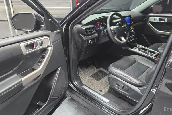 2023 Ford Explorer с пробегом 37 748 км