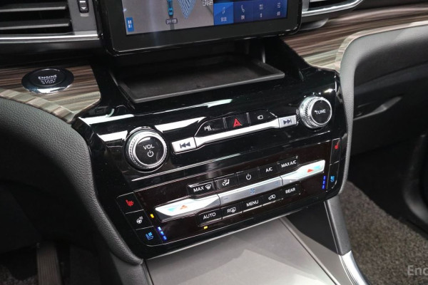 2022 Ford Explorer с пробегом 96 943 км