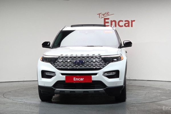 2022 Ford Explorer с пробегом 34 976 км