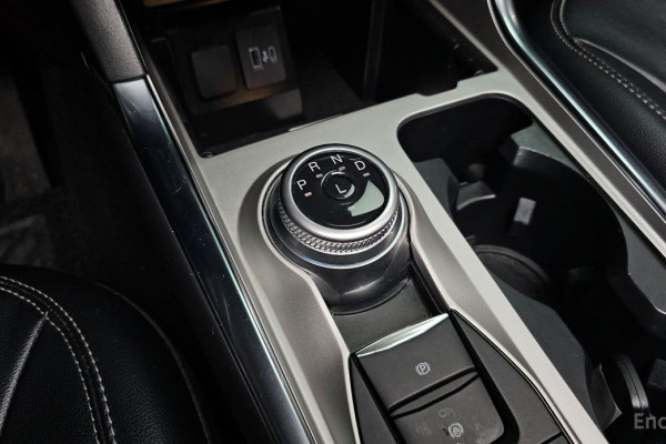 2023 Ford Explorer с пробегом 18 880 км