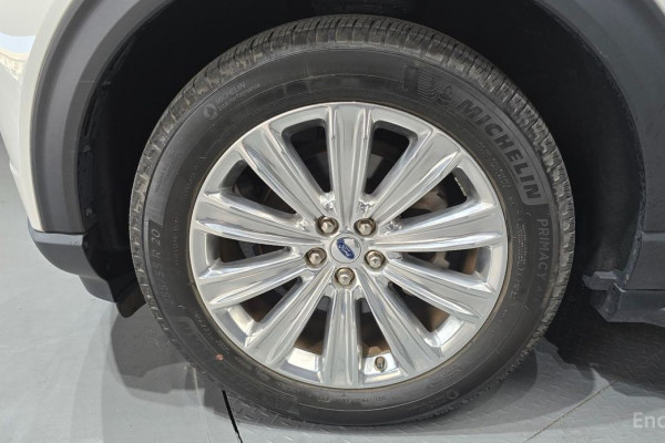 2022 Ford Explorer с пробегом 24 122 км