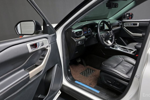 2022 Ford Explorer с пробегом 76 779 км