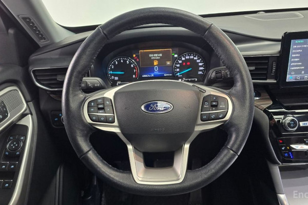 2022 Ford Explorer с пробегом 43 105 км