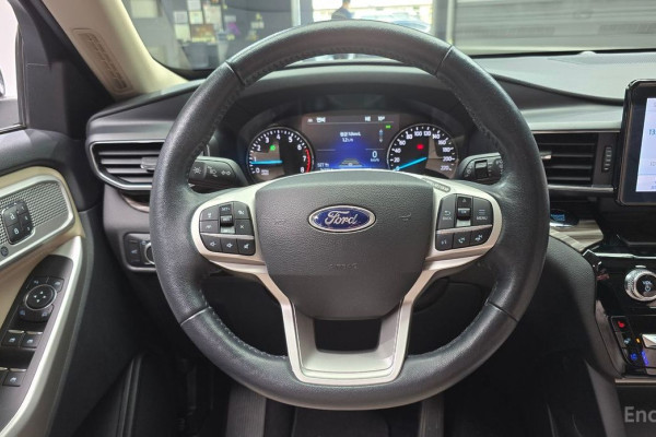 2022 Ford Explorer с пробегом 24 122 км