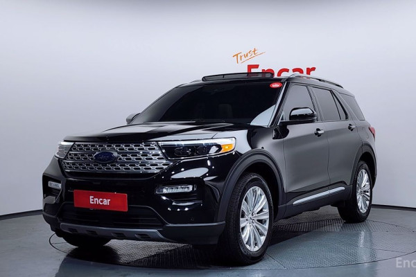 2023 Ford Explorer с пробегом 26 650 км