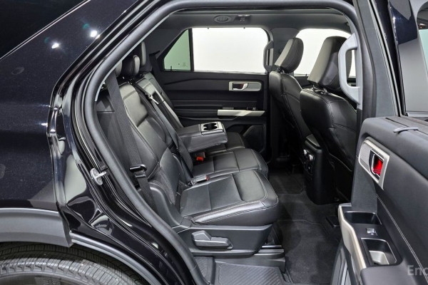 2023 Ford Explorer с пробегом 22 739 км