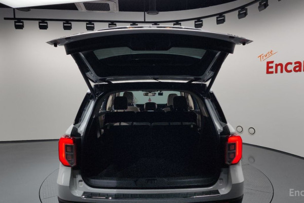 2022 Ford Explorer с пробегом 44 382 км