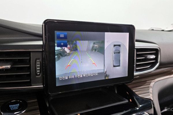 2023 Ford Explorer с пробегом 22 739 км