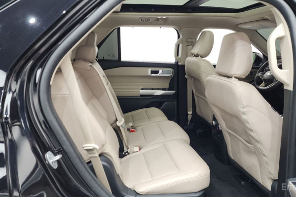 2023 Ford Explorer с пробегом 26 650 км