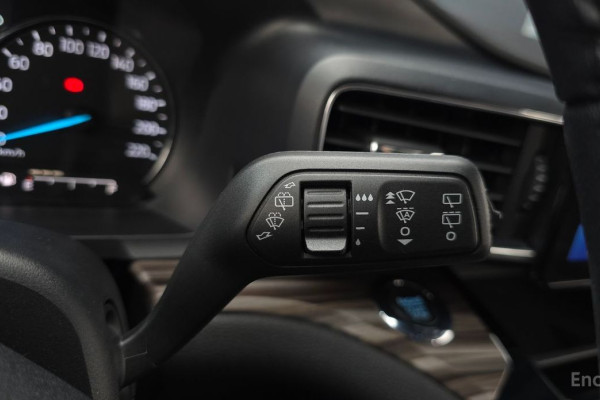 2022 Ford Explorer с пробегом 34 977 км