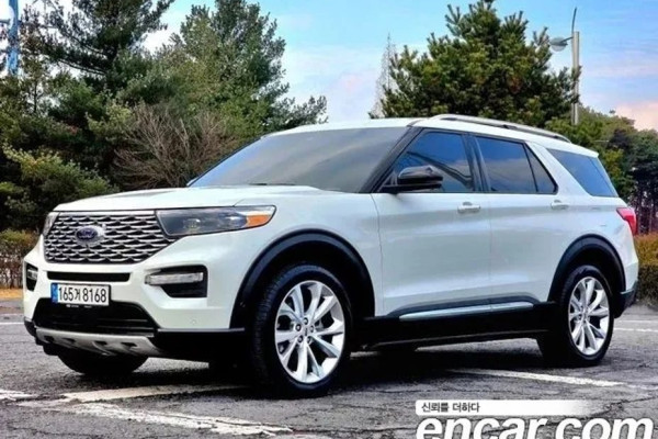 2022 Ford Explorer с пробегом 22 151 км