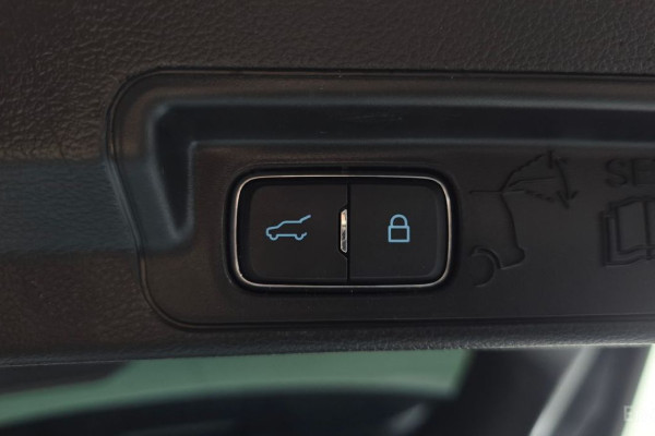 2022 Ford Explorer с пробегом 34 977 км