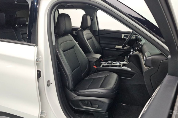 2023 Ford Explorer с пробегом 20 706 км