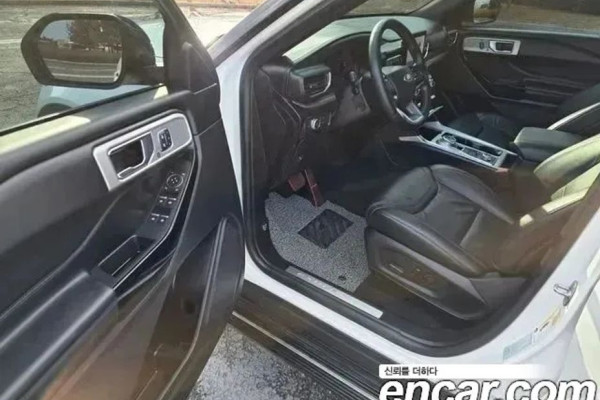 2022 Ford Explorer с пробегом 22 151 км