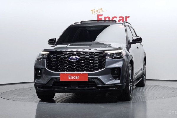 2024 Ford Explorer с пробегом 10 178 км