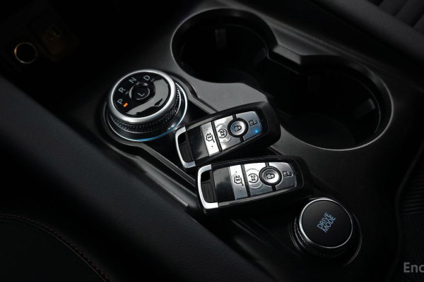 2024 Ford Explorer с пробегом 10 178 км