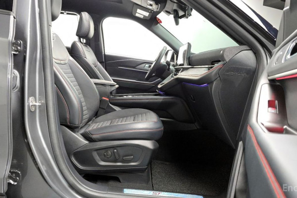 2024 Ford Explorer с пробегом 10 178 км