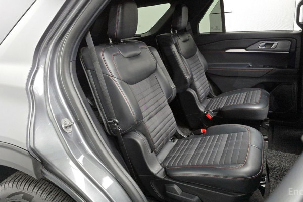 2024 Ford Explorer с пробегом 10 178 км