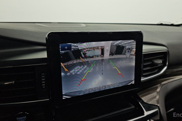 2023 Ford Explorer с пробегом 20 706 км