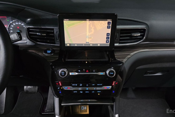 2023 Ford Explorer с пробегом 12 717 км