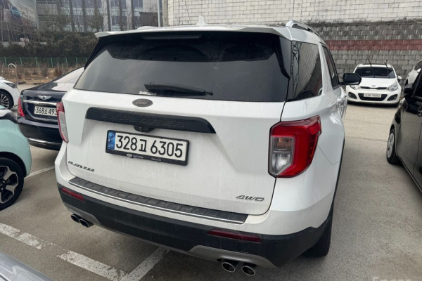 2022 Ford Explorer с пробегом 69 157 км
