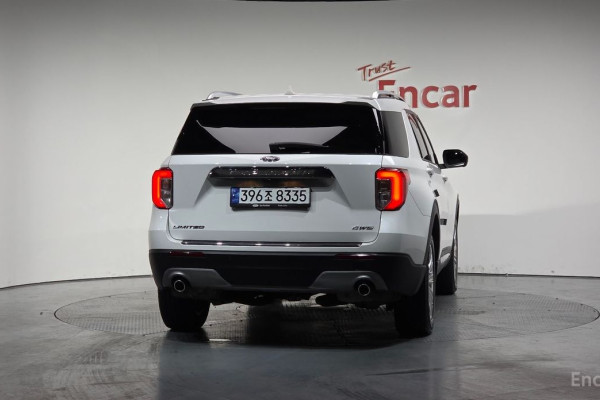 2023 Ford Explorer с пробегом 23 266 км