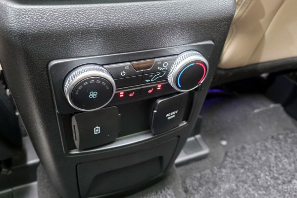 2023 Ford Explorer с пробегом 56 158 км