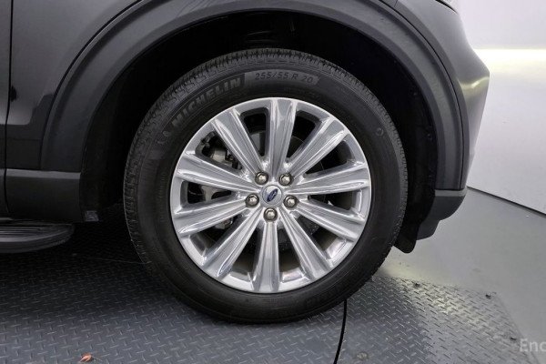 2023 Ford Explorer с пробегом 13 405 км