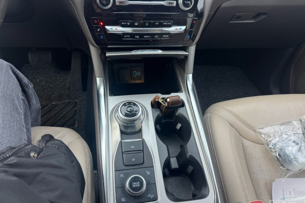 2022 Ford Explorer с пробегом 69 157 км