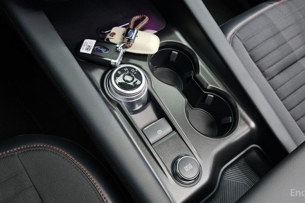 2024 Ford Explorer с пробегом 24 371 км