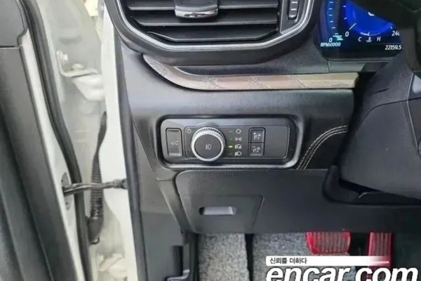 2022 Ford Explorer с пробегом 22 151 км