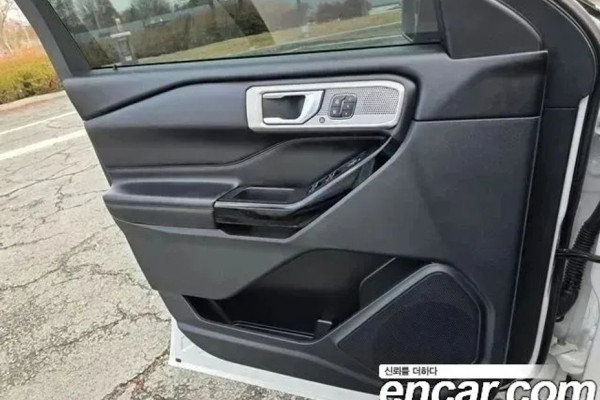 2022 Ford Explorer с пробегом 22 151 км