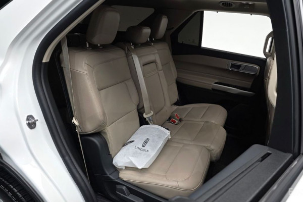 2023 Ford Explorer с пробегом 23 266 км